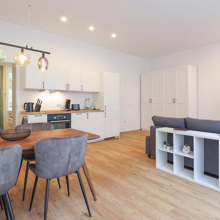 Neue 2-Zi-Apartment 15 Min Entfernung Zum Hbf Und Brandenburger Tor Berlin Kültér fotó